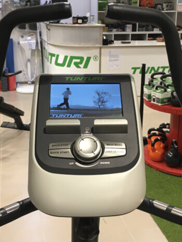 Sobni bicikl Tunturi endurance E80-u akciji