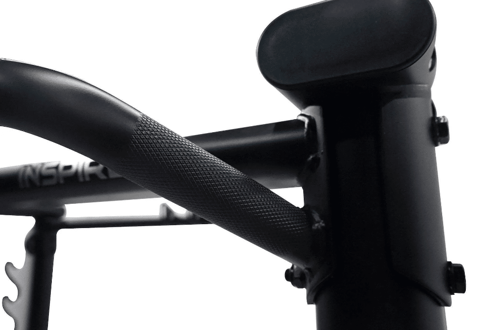 inspire-scs-power-rack-rukohvat